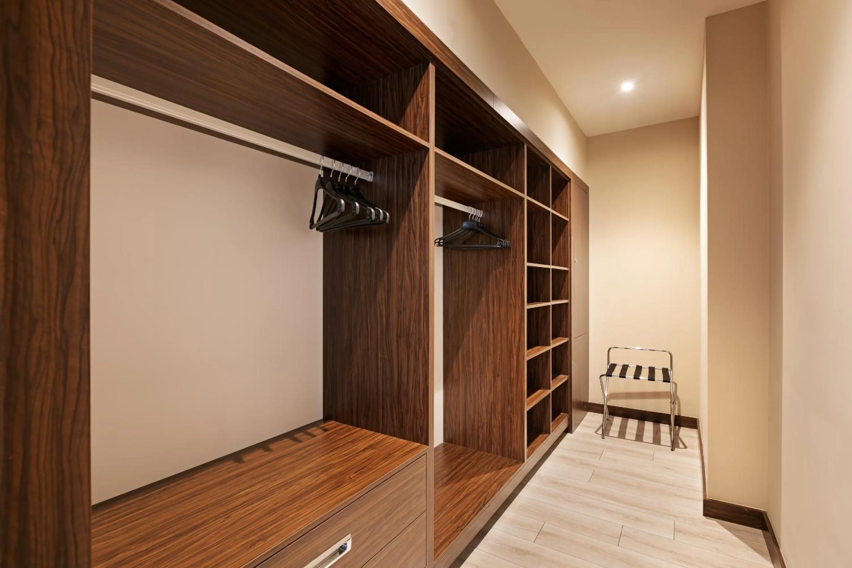 wardrobe in Seven Seas Hotel Life - Ultra All Inclusive & Kids Concept