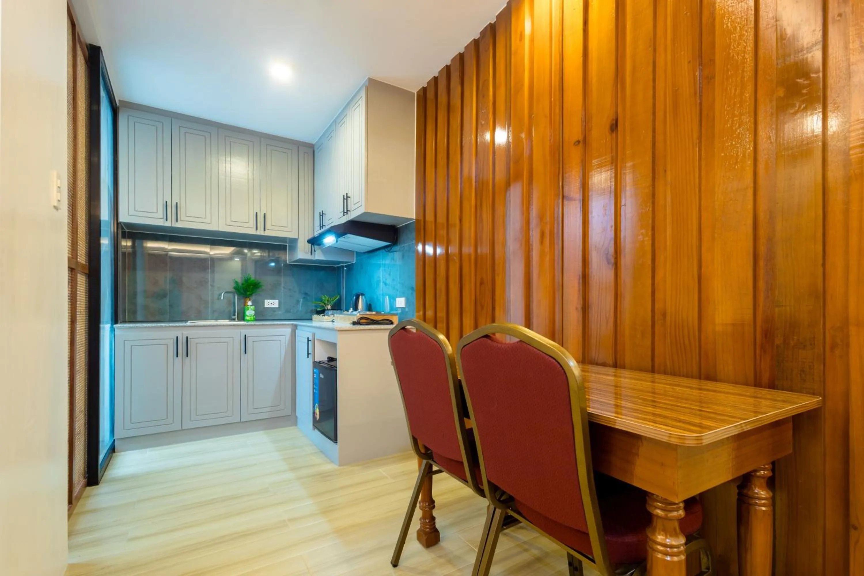 kitchen in E L Westensee Resort