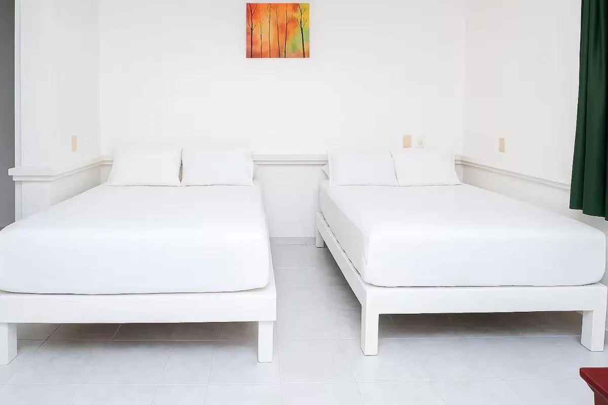 Bed in Hotel Vista Caribe 5ta Av a 5 Pasos de la Playa