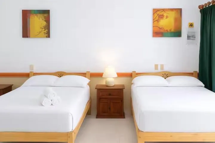 Bed in Hotel Vista Caribe 5ta Av a 5 Pasos de la Playa