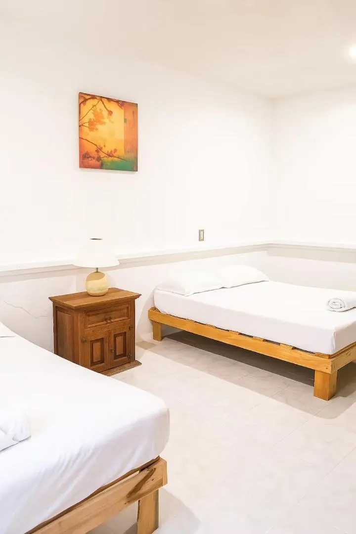 Bed in Hotel Vista Caribe 5ta Av a 5 Pasos de la Playa