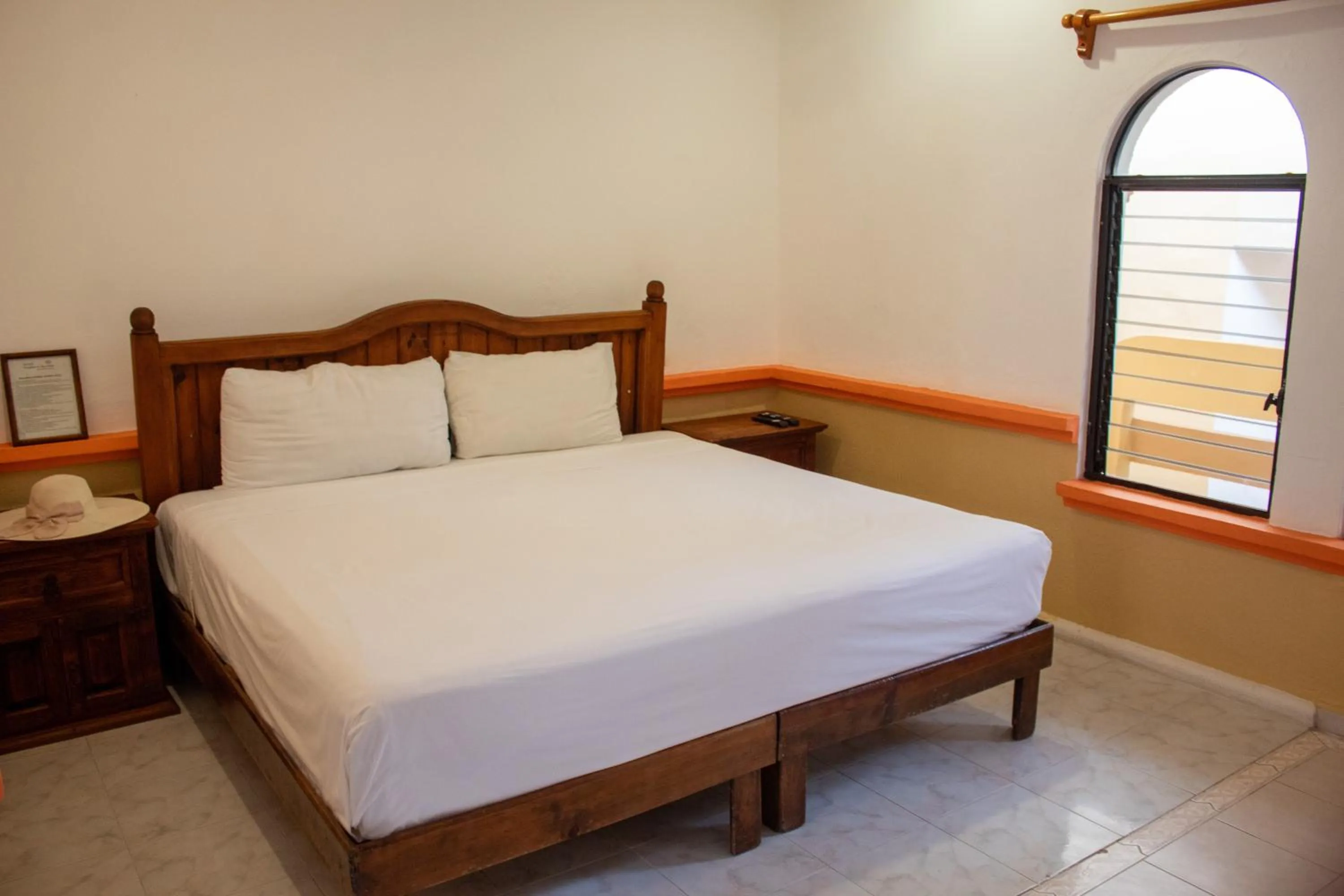 Bedroom, Bed in Hotel Vista Caribe 5ta Av a 5 Pasos de la Playa