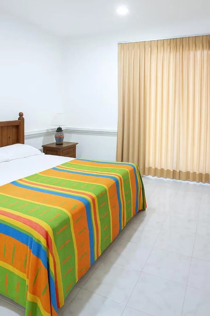 Bed in Hotel Vista Caribe 5ta Av a 5 Pasos de la Playa