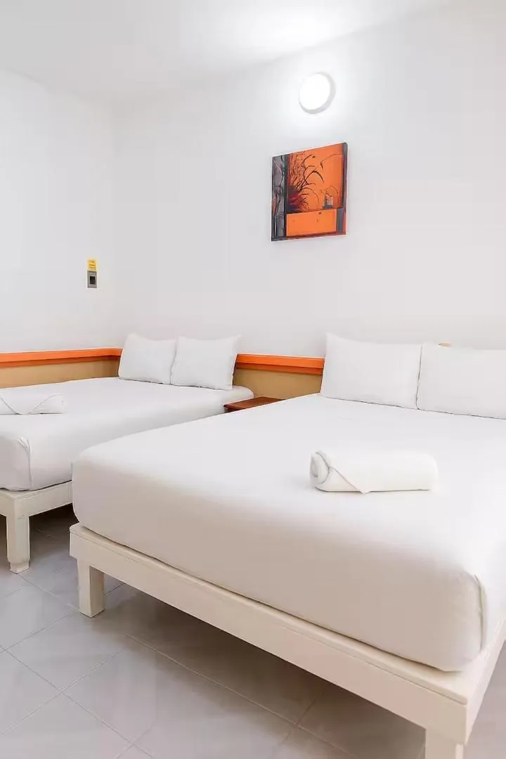 Bed in Hotel Vista Caribe 5ta Av a 5 Pasos de la Playa