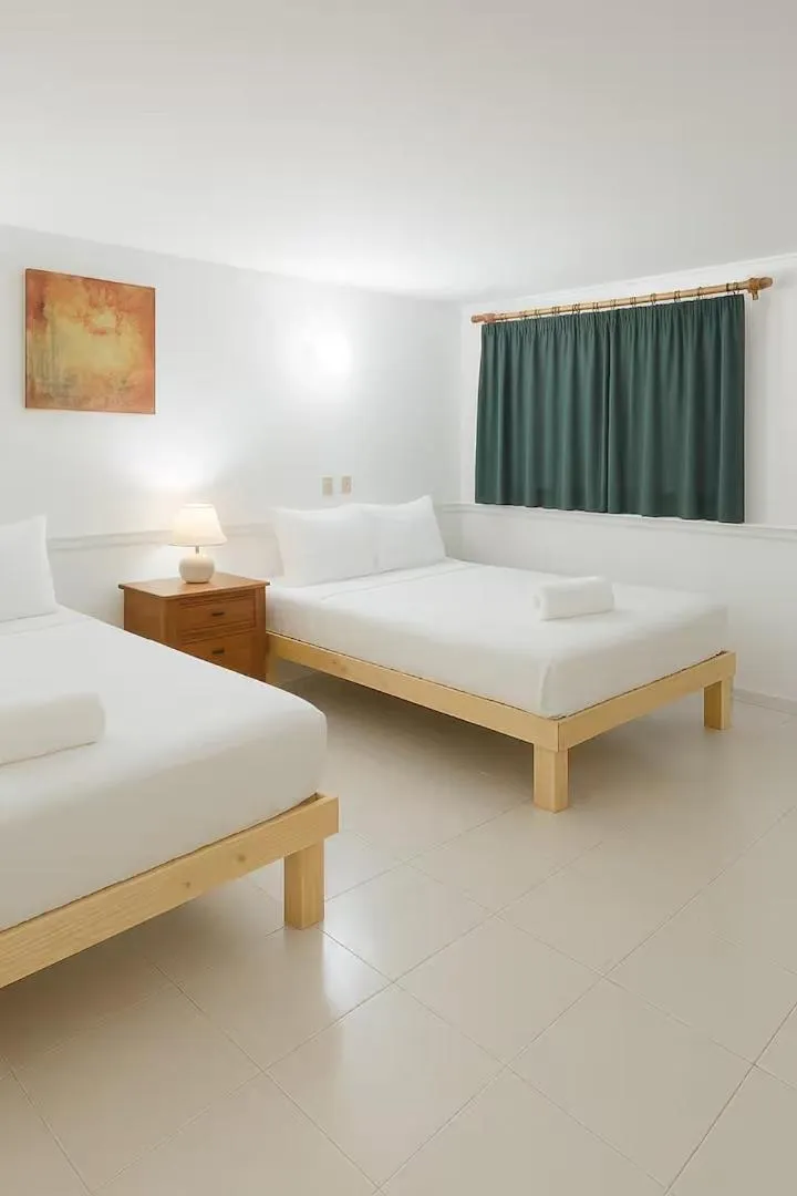 Bed in Hotel Vista Caribe 5ta Av a 5 Pasos de la Playa