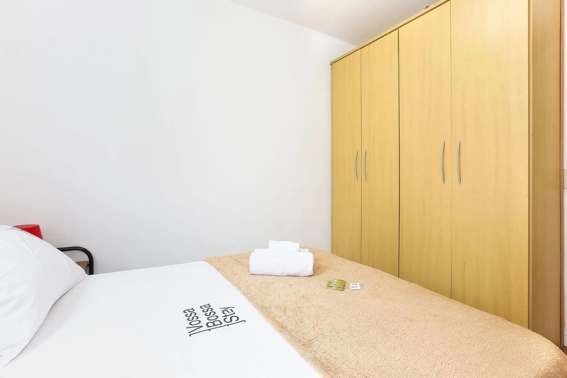 Bed in Vossa Bossa Pinheiros Style