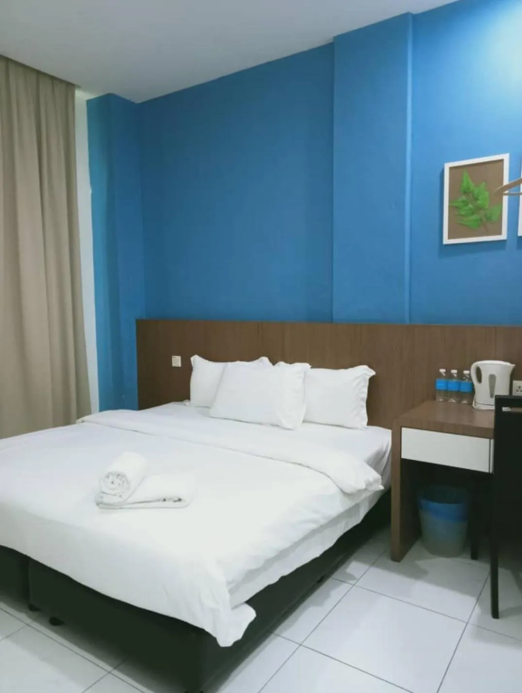 Bedroom, Bed in Hotel Wawasan