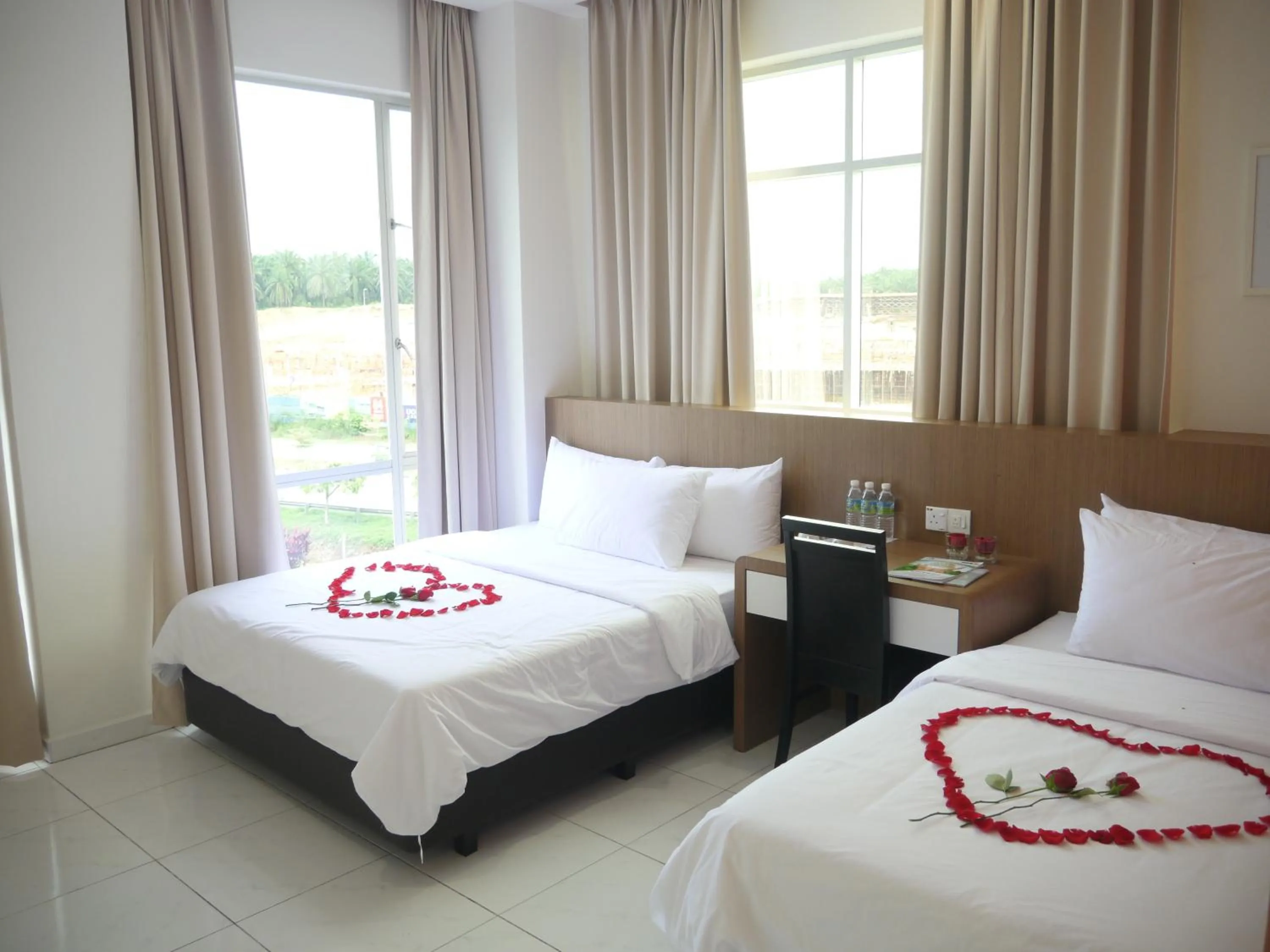 Bedroom, Bed in Hotel Wawasan