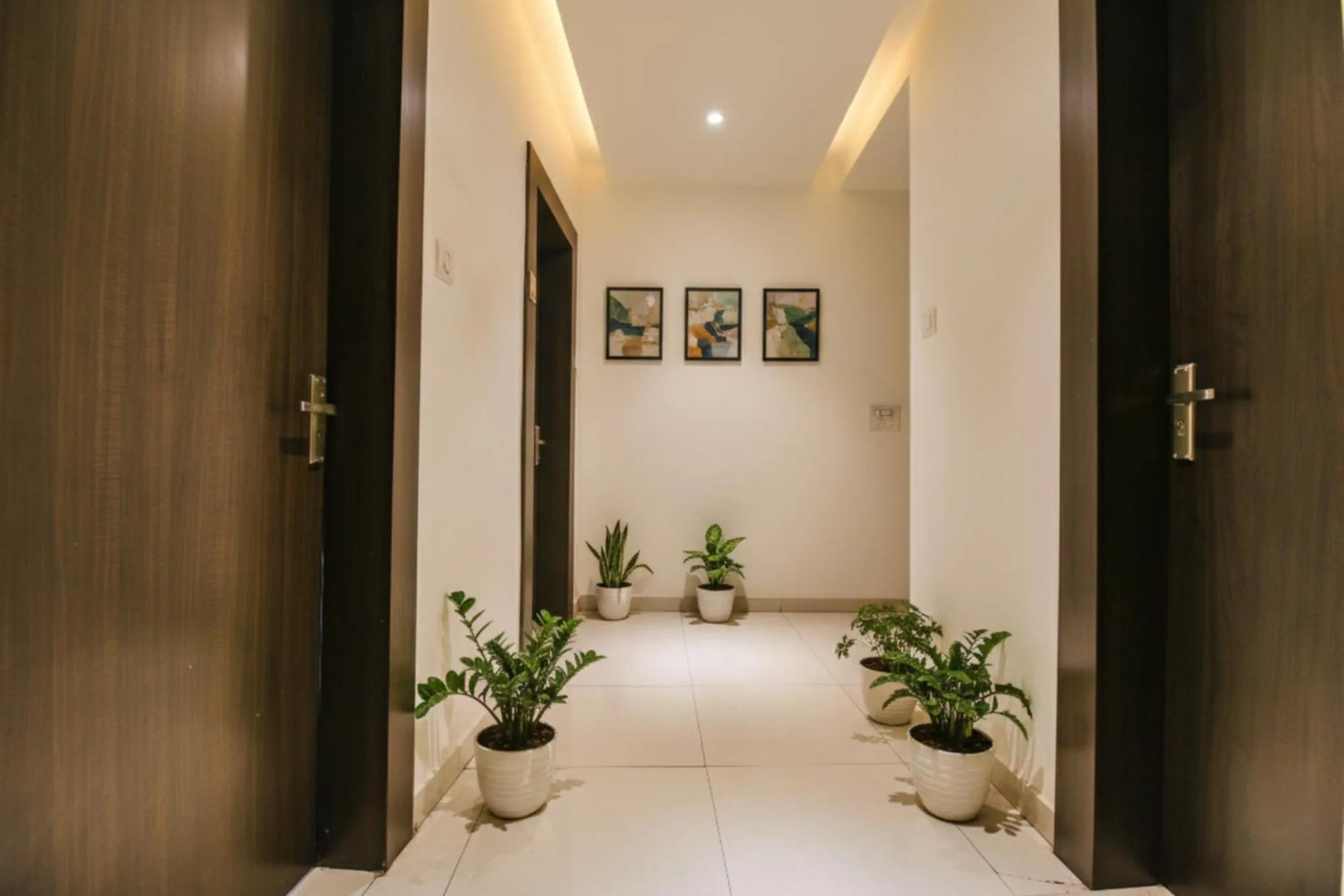 Lobby or reception in FabHotel Royal Palace II