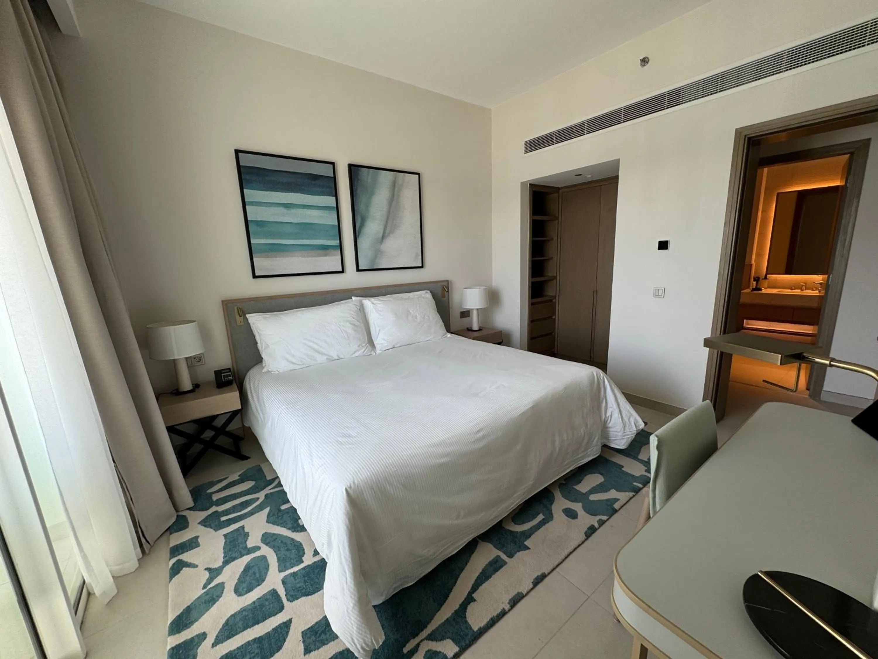 Bed in Vida Marina Resort Marassi Residences Three Bedroom Apartment Marina View