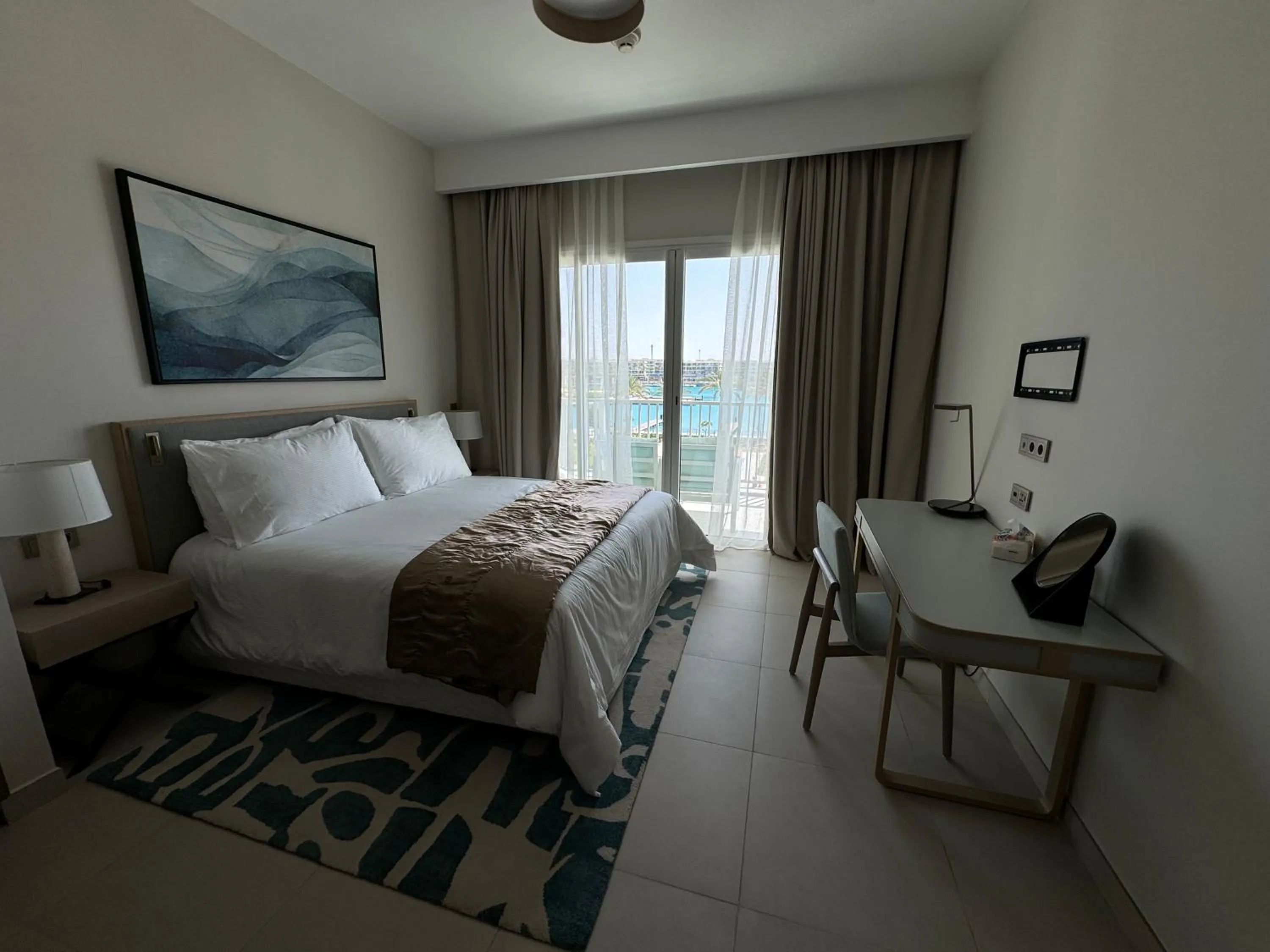 Bed in Vida Marina Resort Marassi Residences Three Bedroom Apartment Marina View