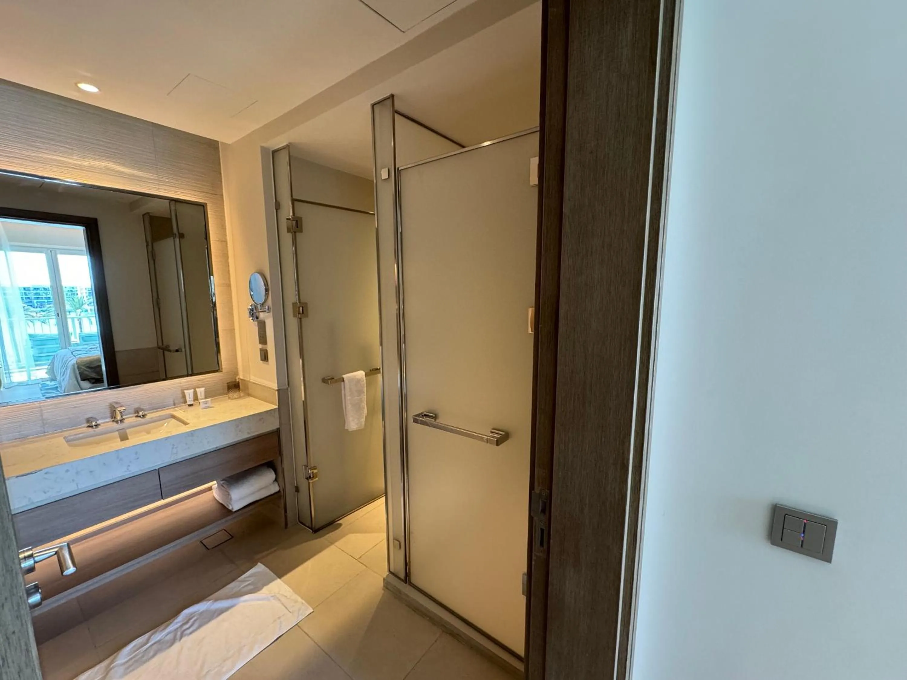 Bed in Vida Marina Resort Marassi Residences Three Bedroom Apartment Marina View