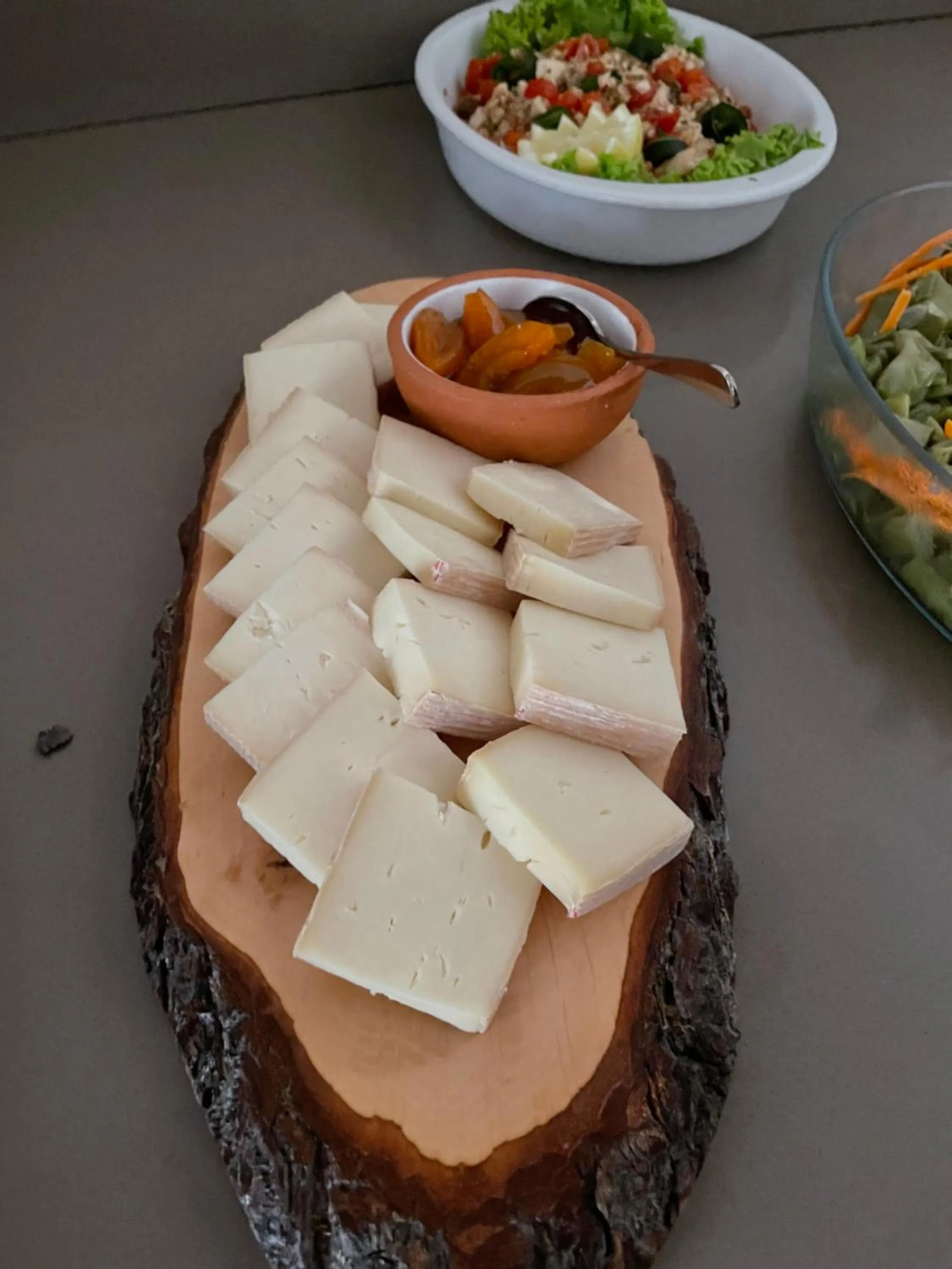 Restaurant/places to eat in Hotel Montreal