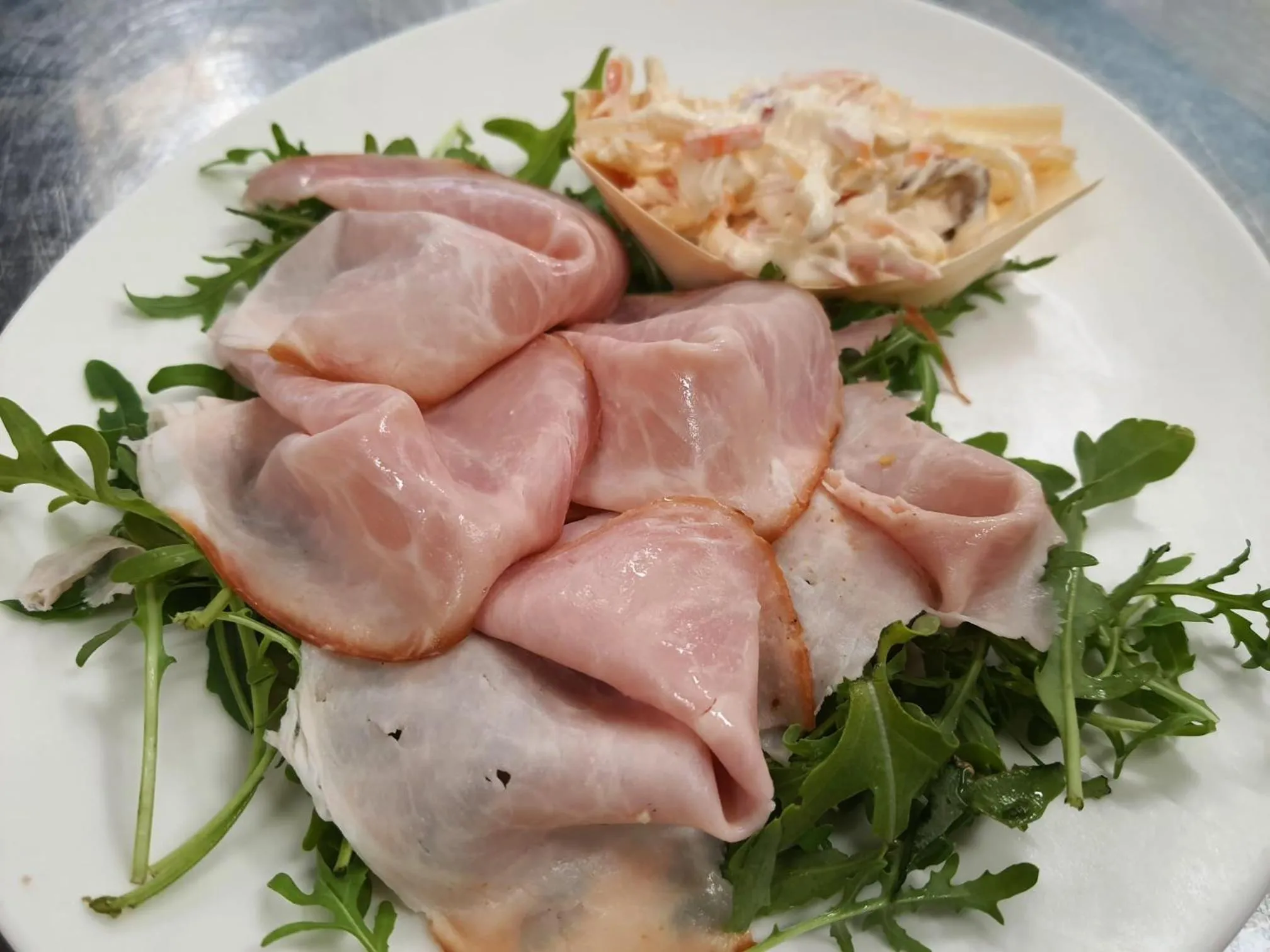 Restaurant/places to eat in Hotel Montreal