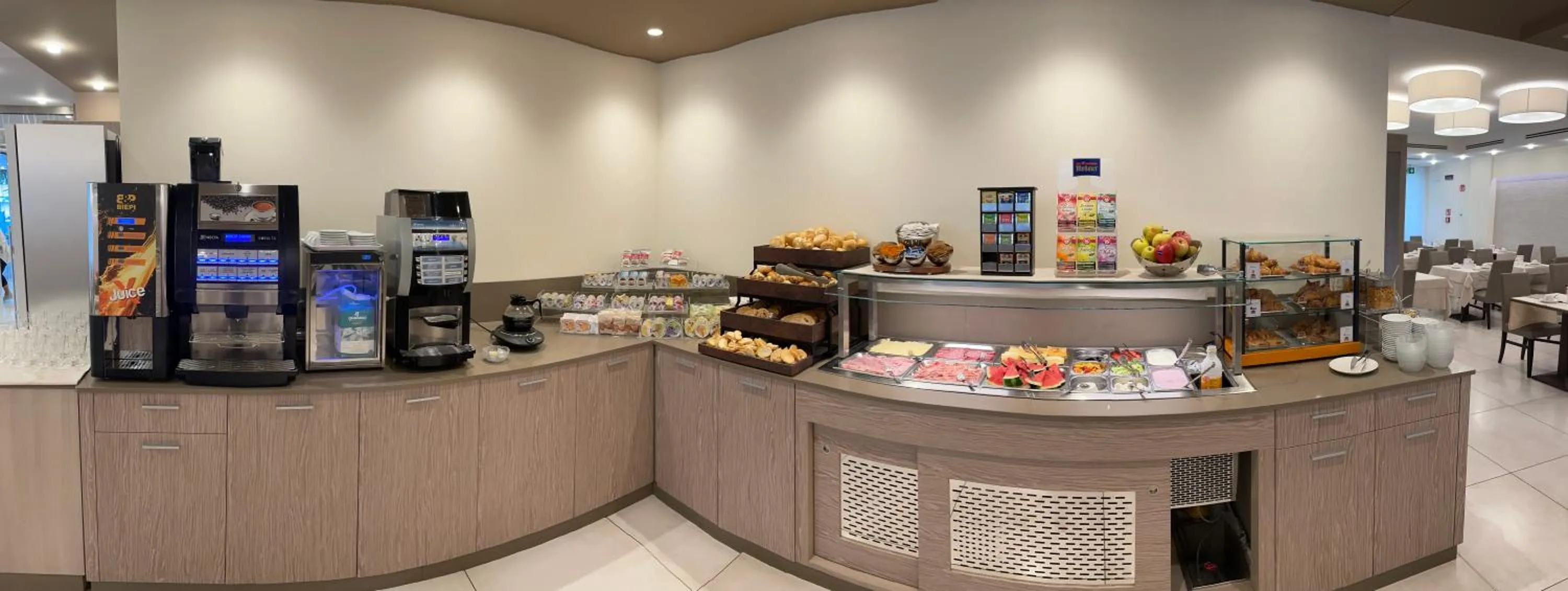 Food in Hotel Montreal