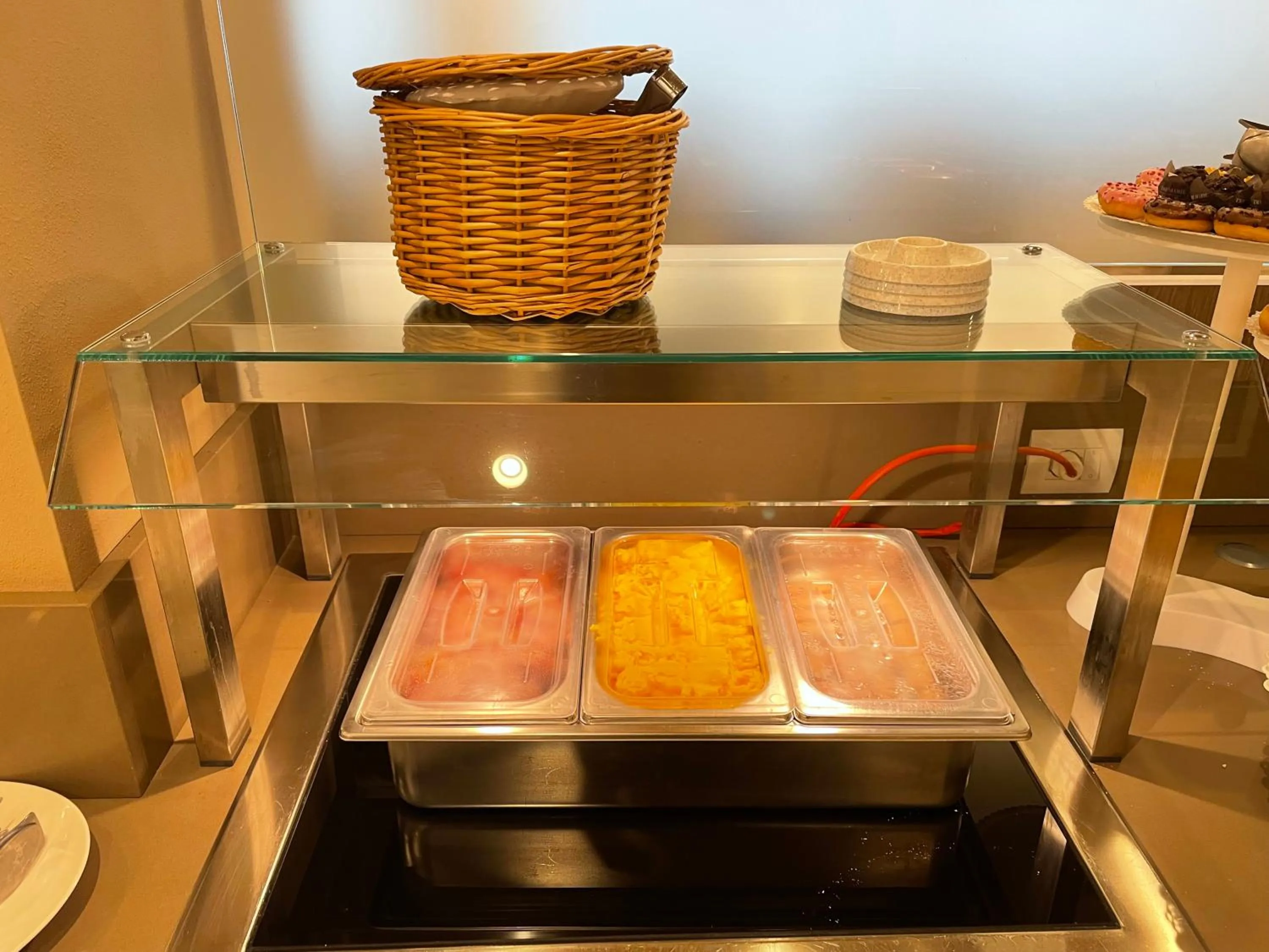 Food in Hotel Montreal