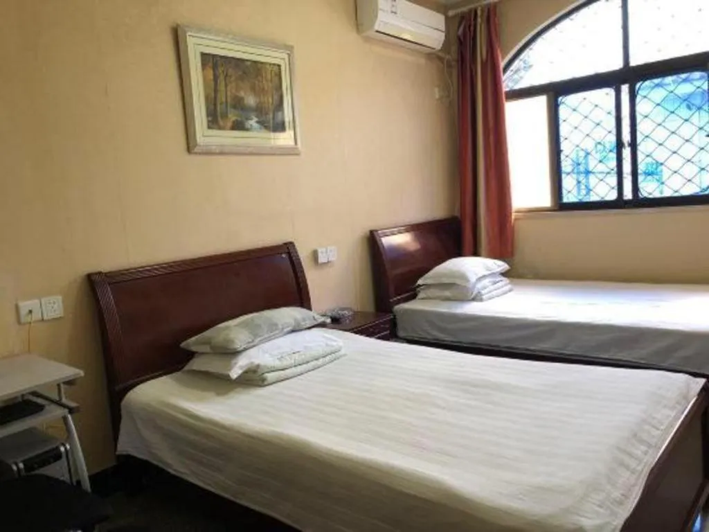 Bed in Lianyungang Jianyuan Hotel