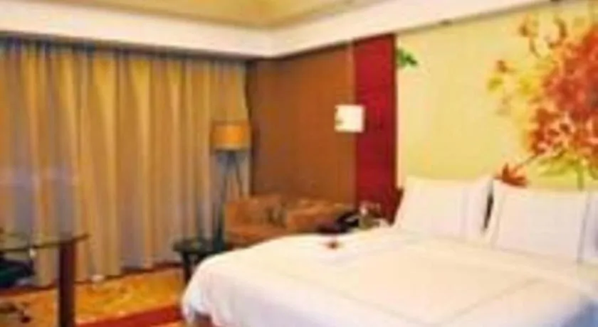 Bed in Grand Skylight International Hotel Gongqingcheng