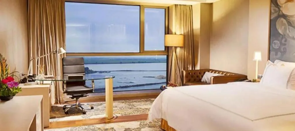 Bed in Grand Skylight International Hotel Gongqingcheng