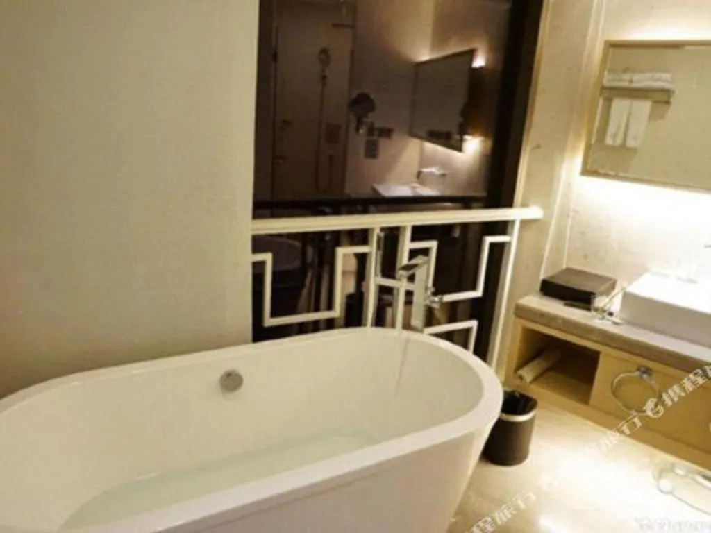 Bed in Grand Skylight International Hotel Gongqingcheng