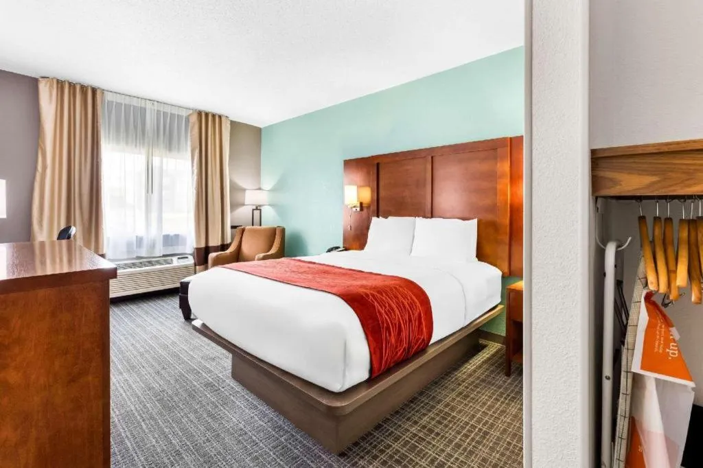 Bed in Comfort Inn