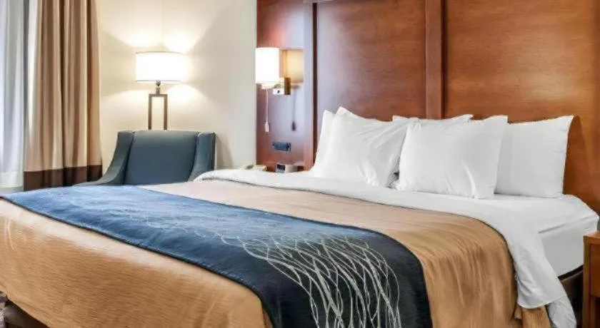 Bed in Comfort Inn