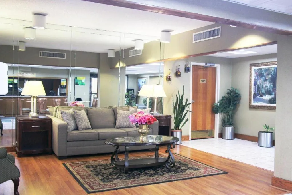 Quality Inn & Suites Franklin