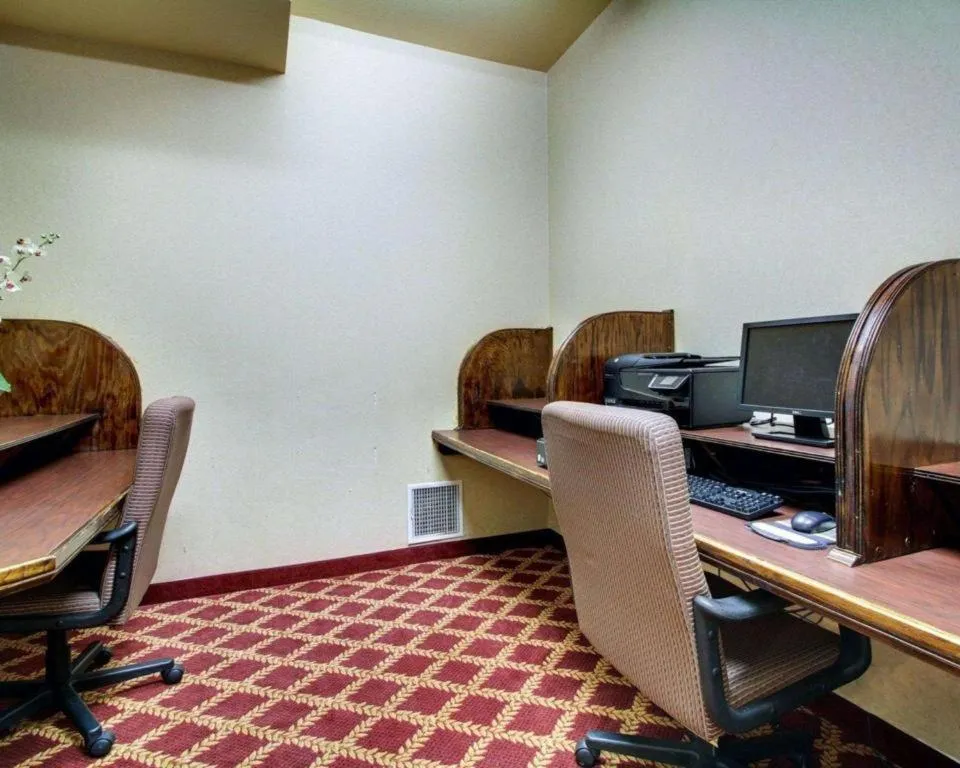 Clarion Suites Vidalia Riverfront