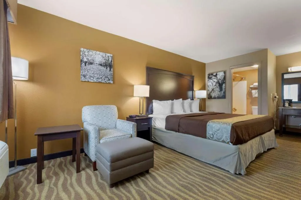 Bed in Best Western Taylor Inn