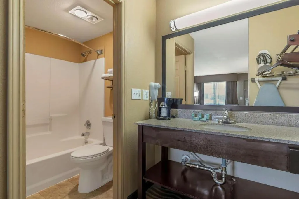 Best Western Taylor Inn