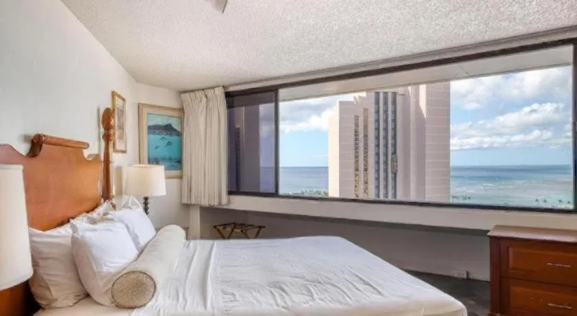 Bed in Marina Tower Waikiki