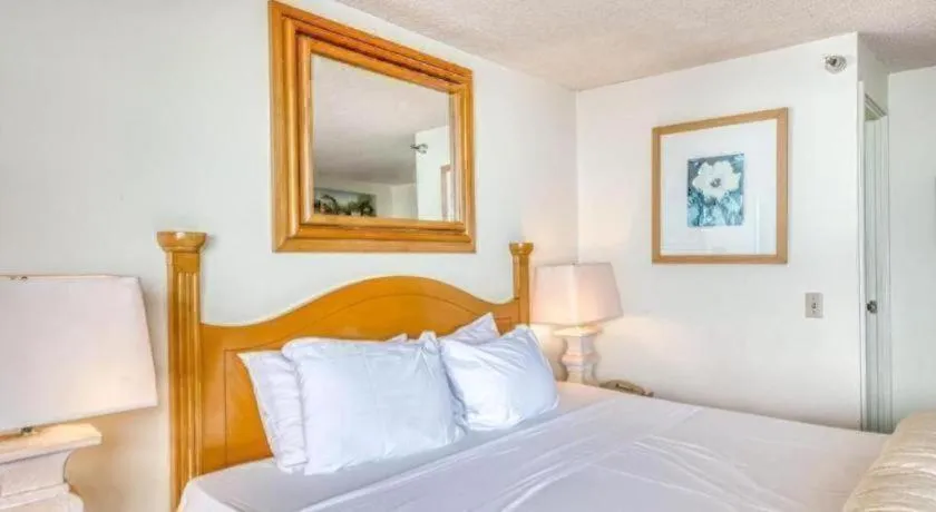 Bed in Marina Tower Waikiki