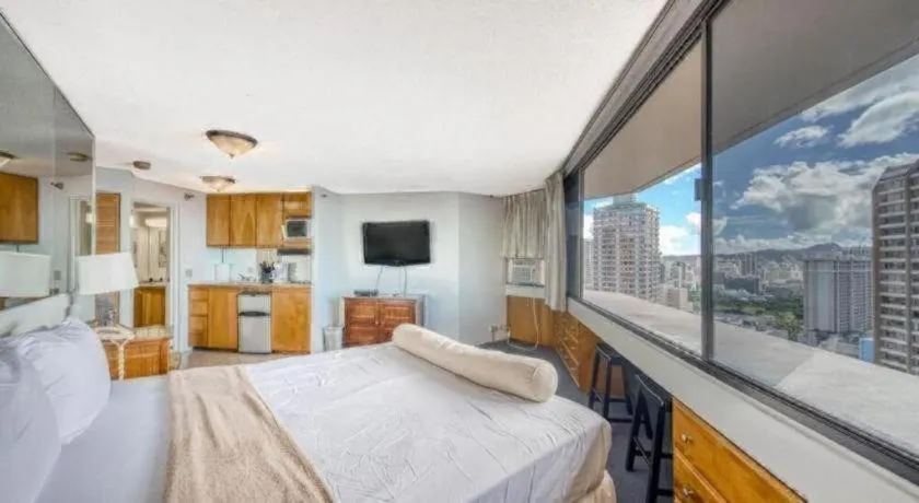 Bed in Marina Tower Waikiki