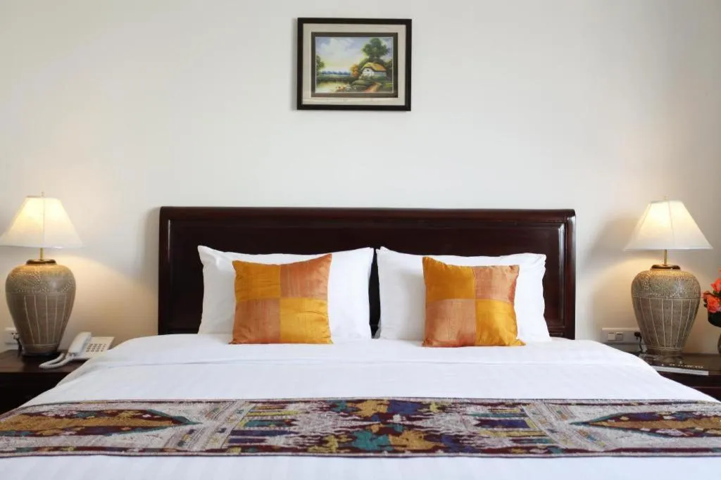 Bed in Lao Golden Hotel