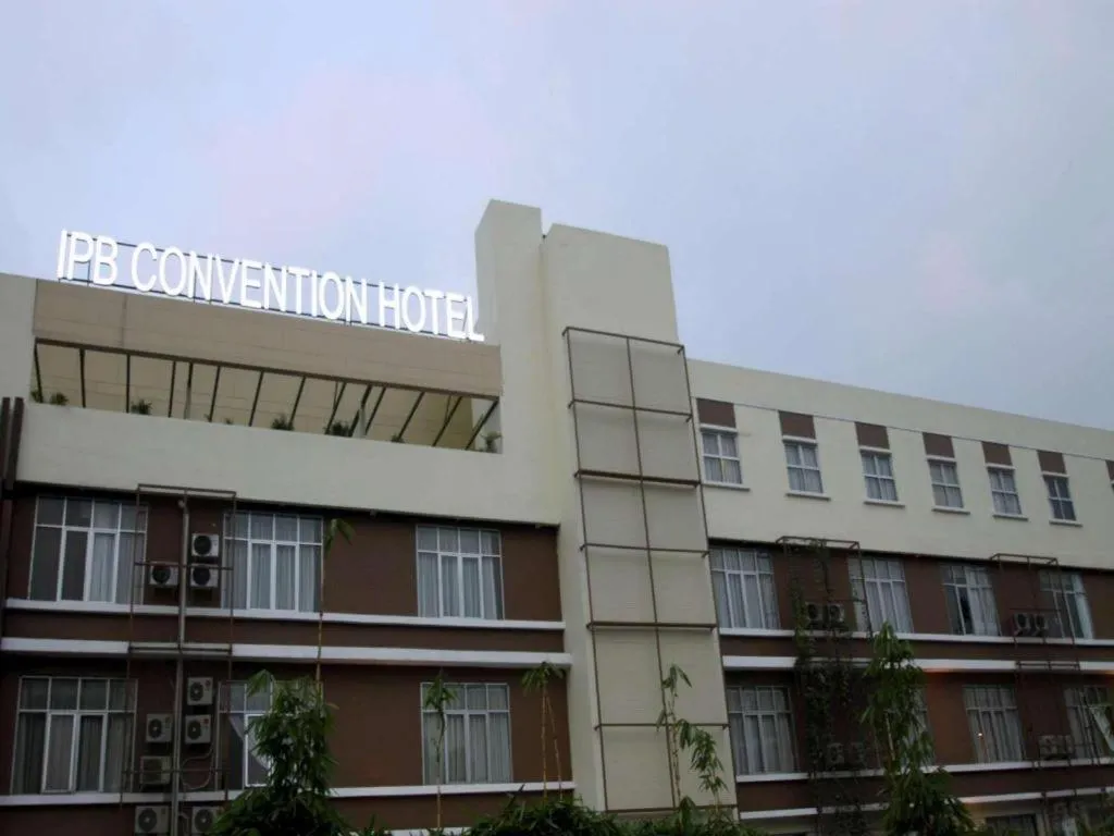 IPB Convention Hotel Botani Square