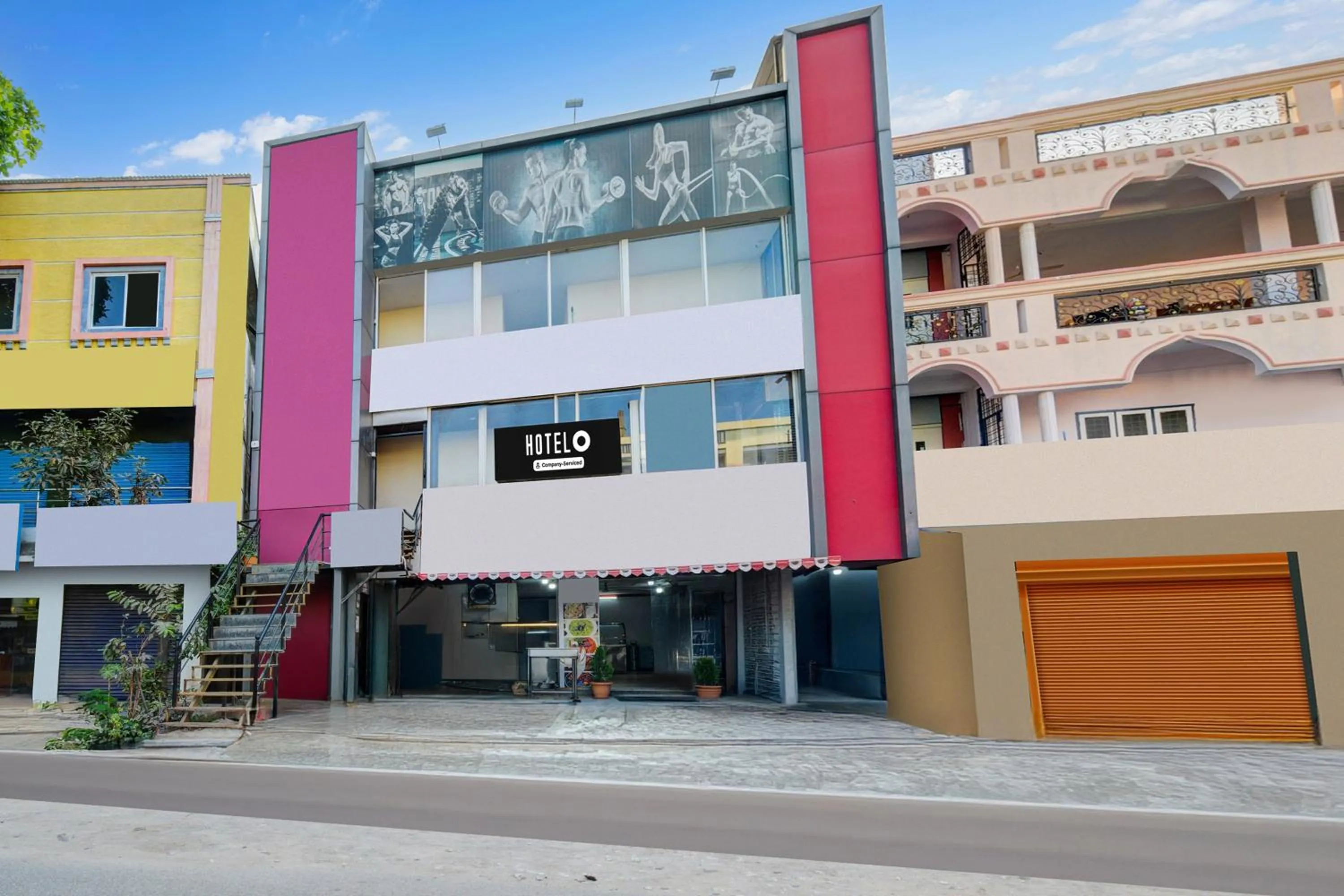 Facade/entrance in Super Hotel O Neredmet Road