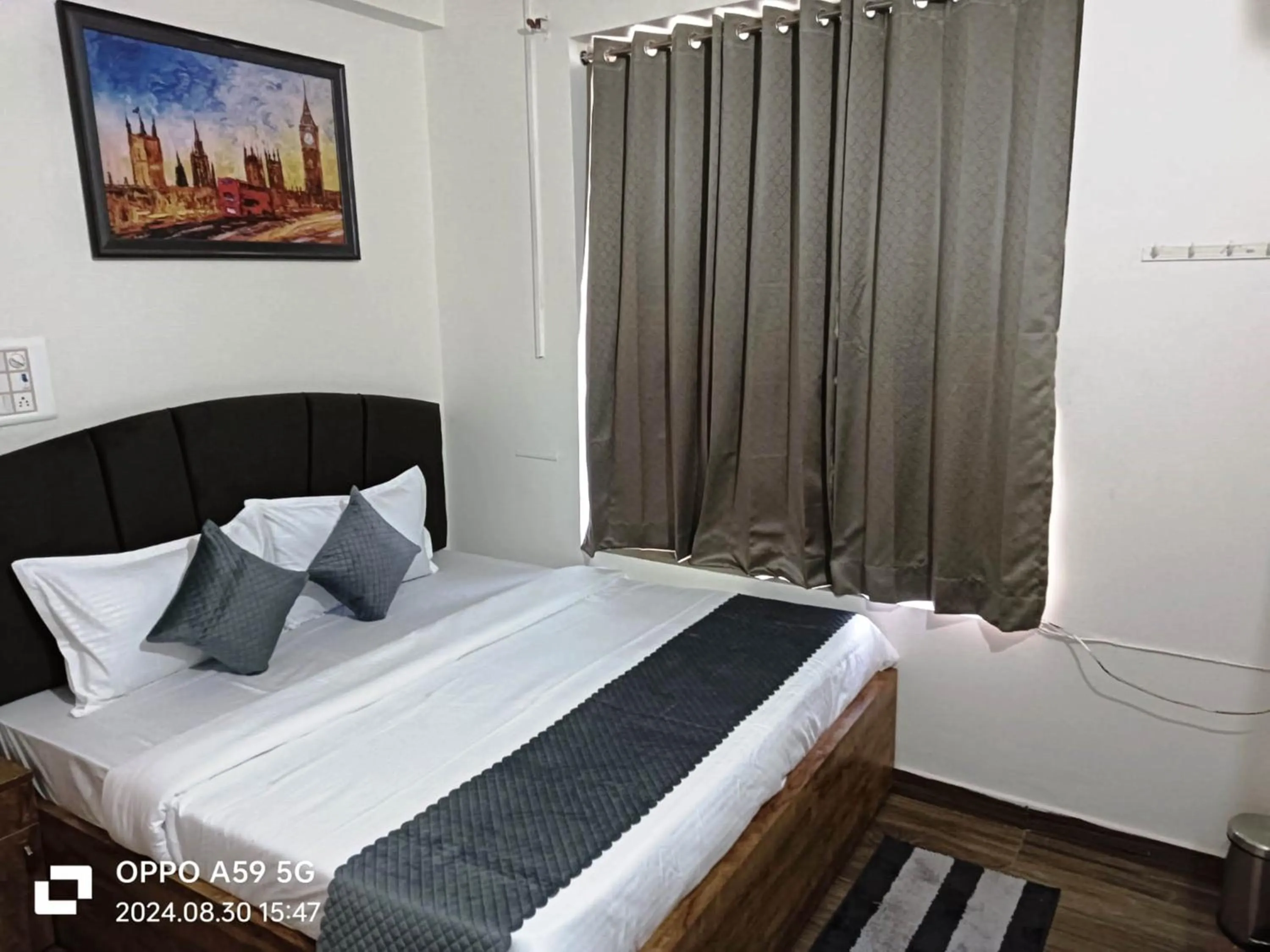 Bedroom in ShriGo Hotel Pushpa Residency
