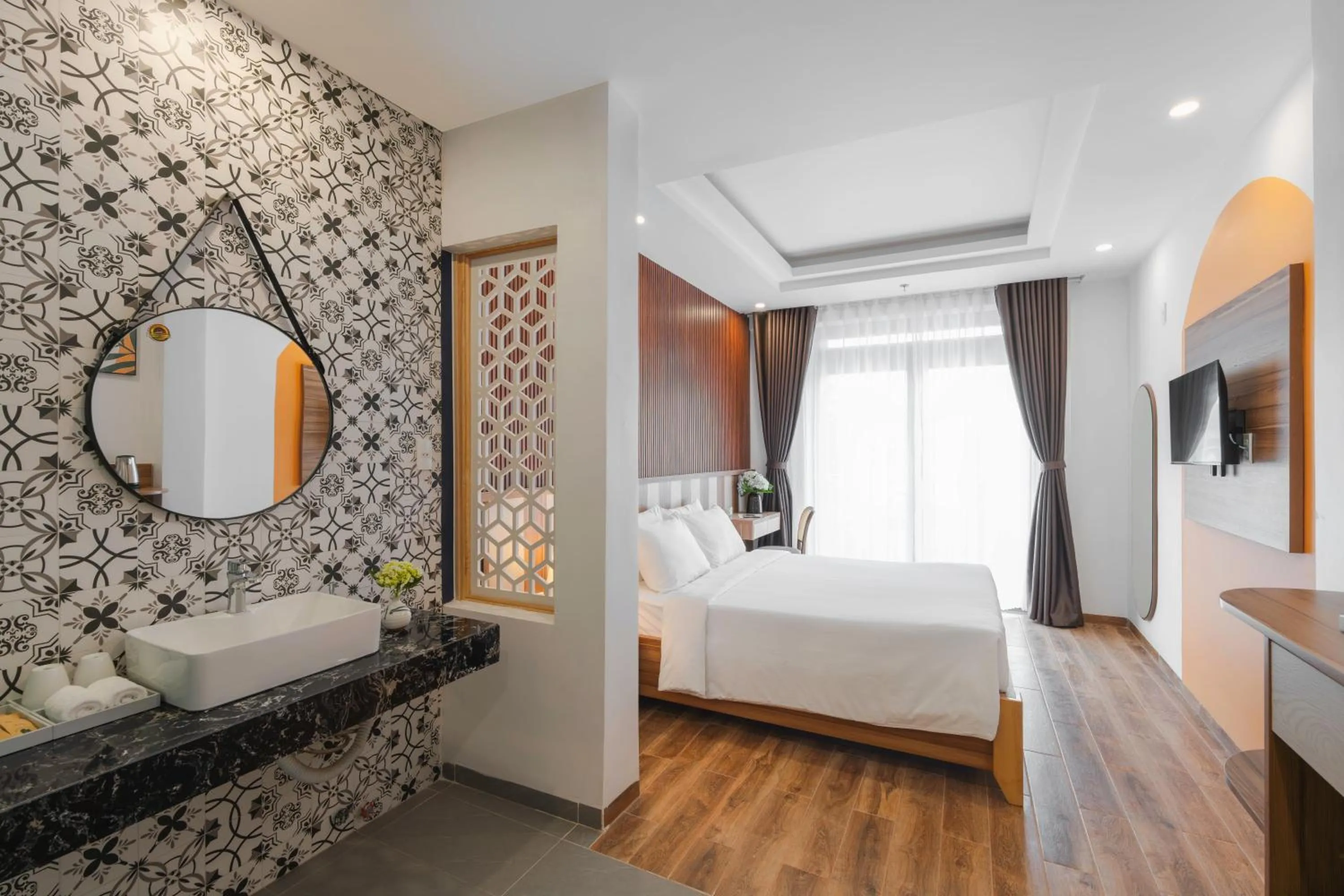 Photo of the whole room, Bed in Nature Hotel - Nam Ky Khoi Nghia