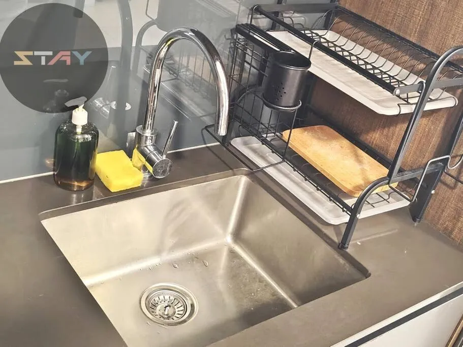 GM 2904 Couple Cozy Netflix 100mbps BySTAY