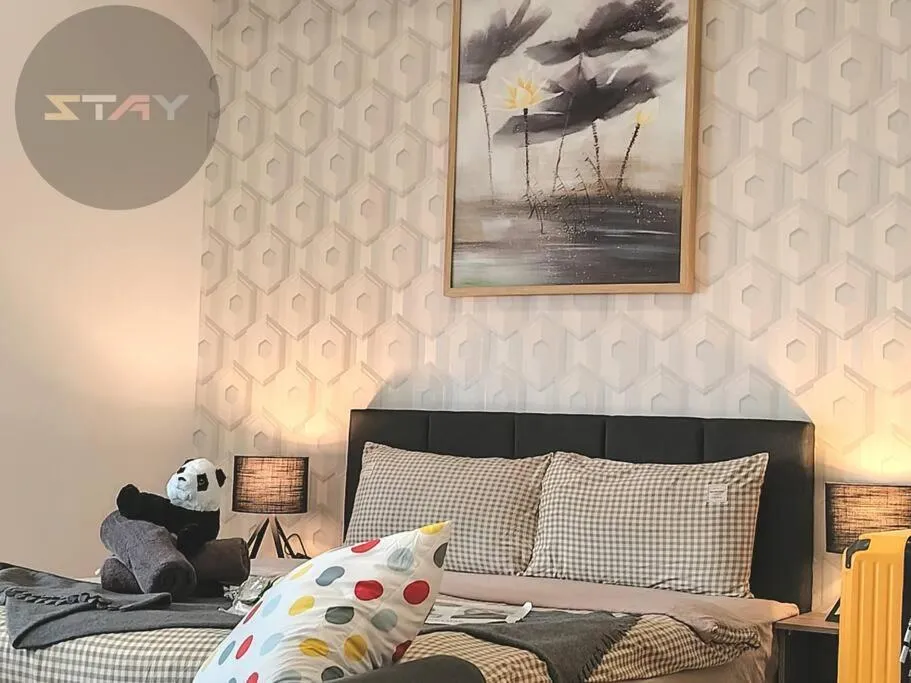 Bed in GM 2904 Couple Cozy Netflix 100mbps BySTAY