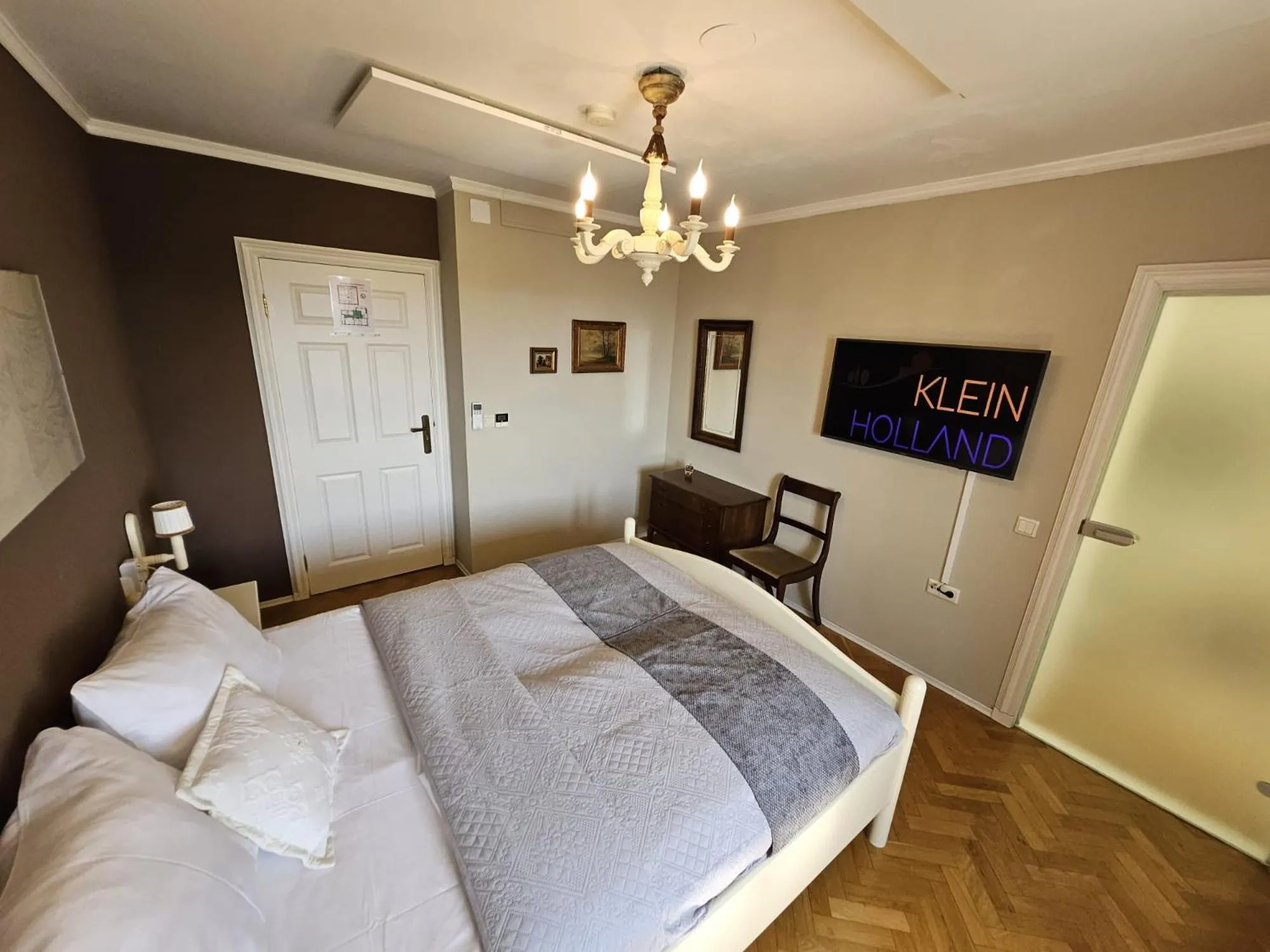 Bed in Klein Holland