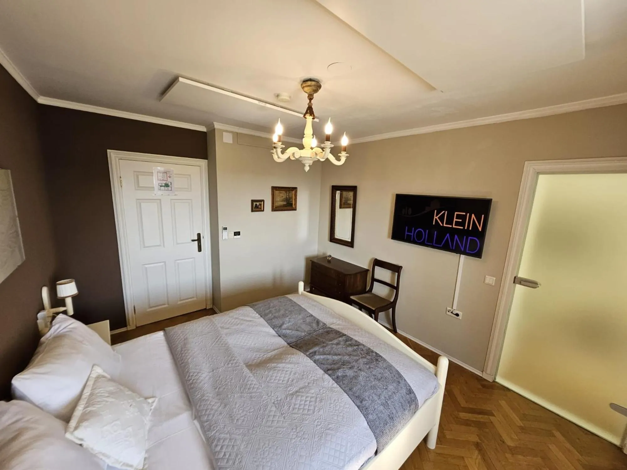 Bed in Klein Holland