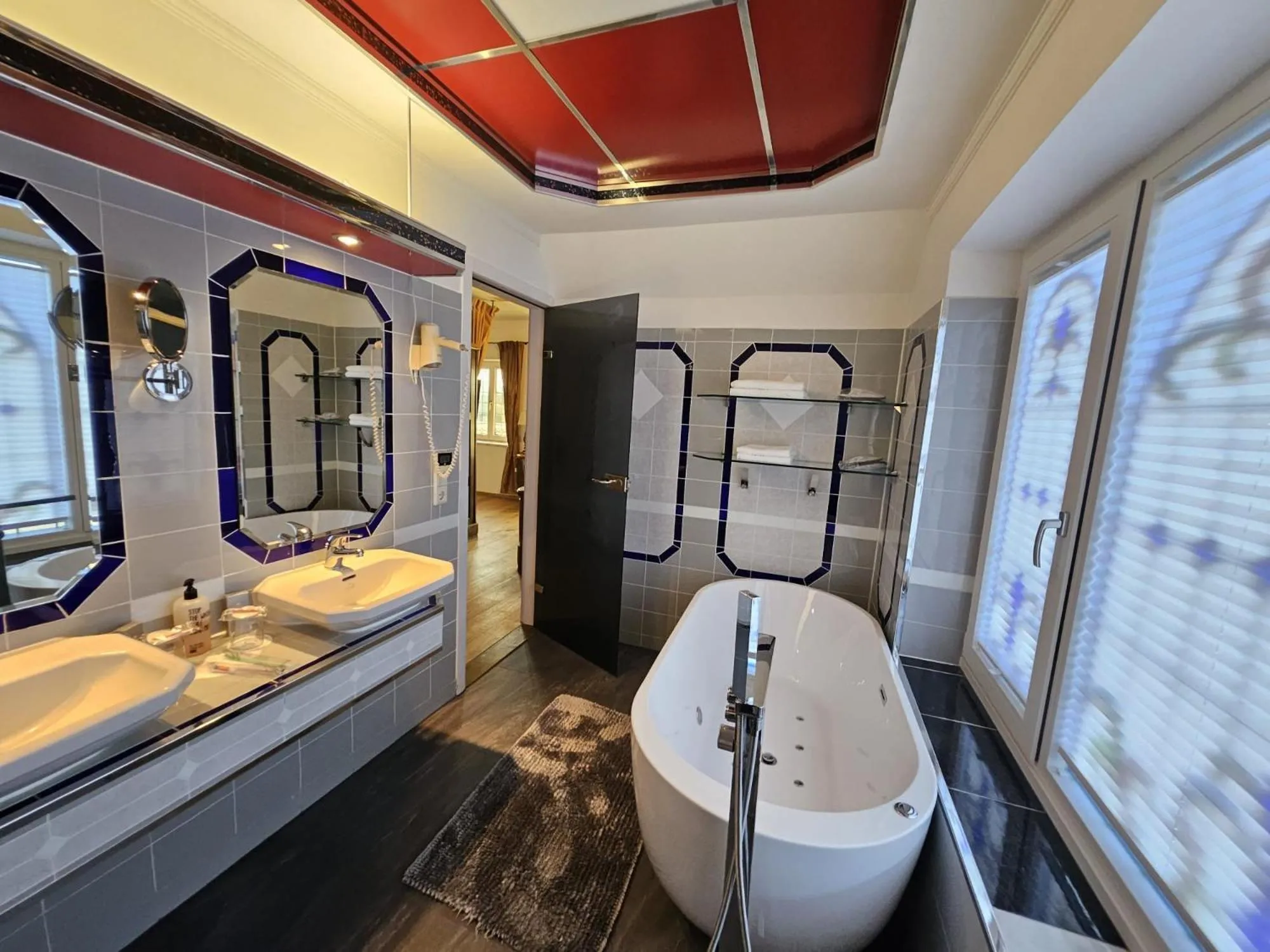 Bathroom in Klein Holland