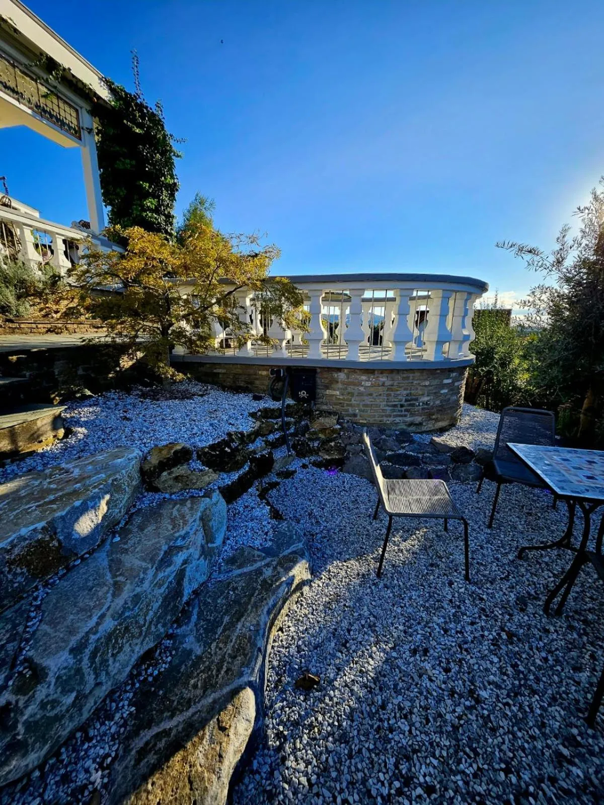 Property building in Klein Holland