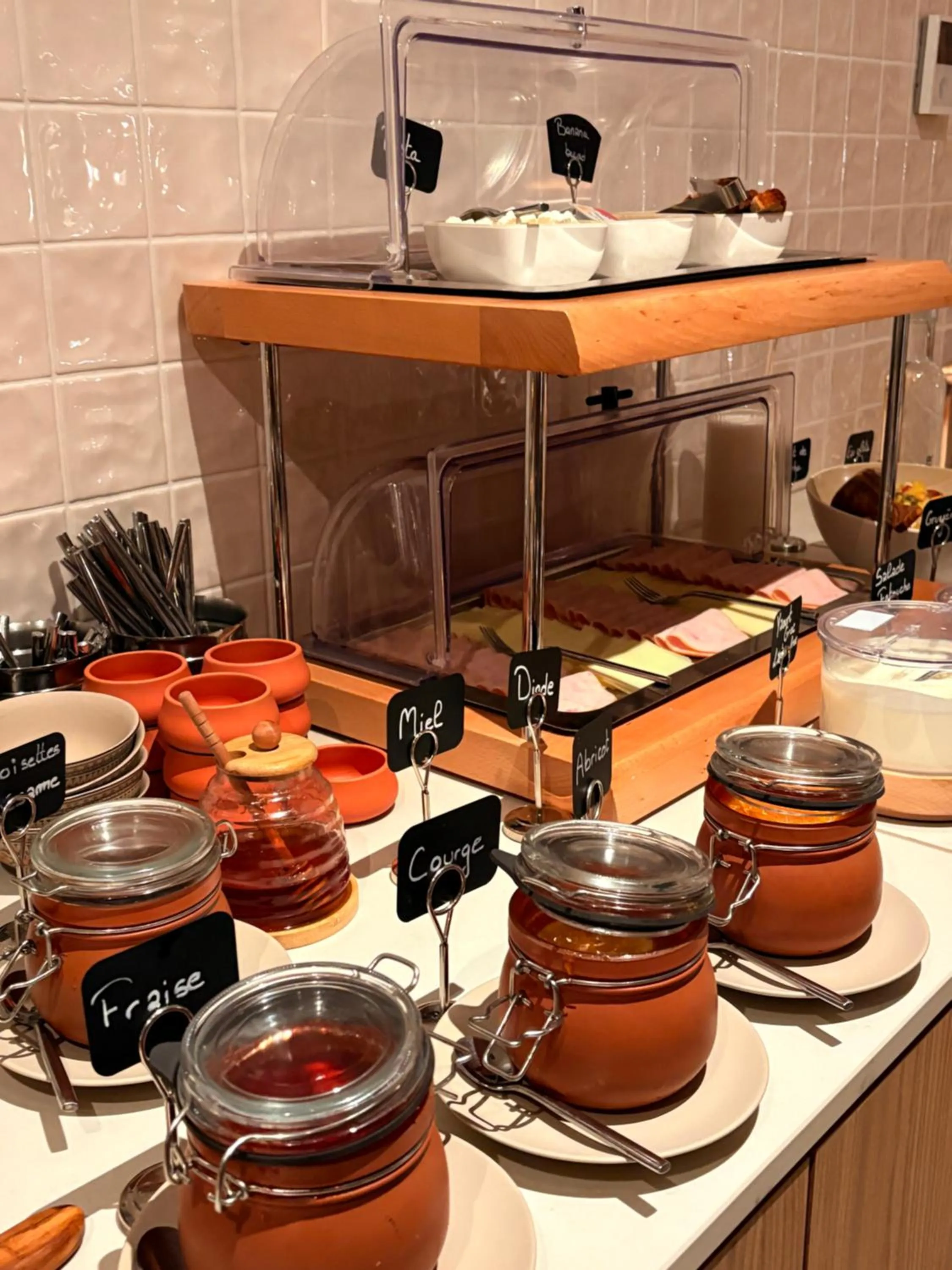 Breakfast in HOOD Hotel