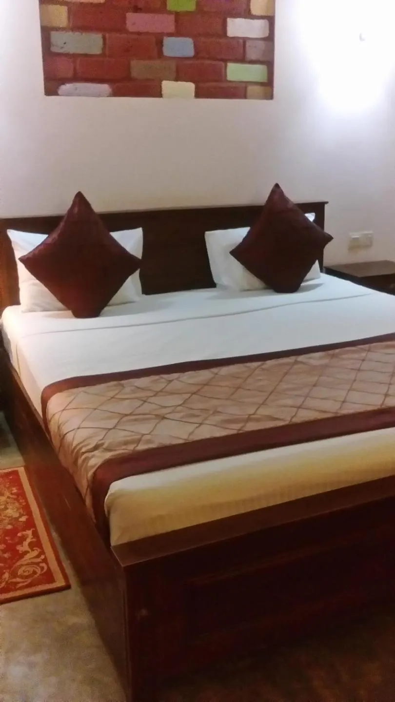 Bed in AKR Hotel Kilinochchi