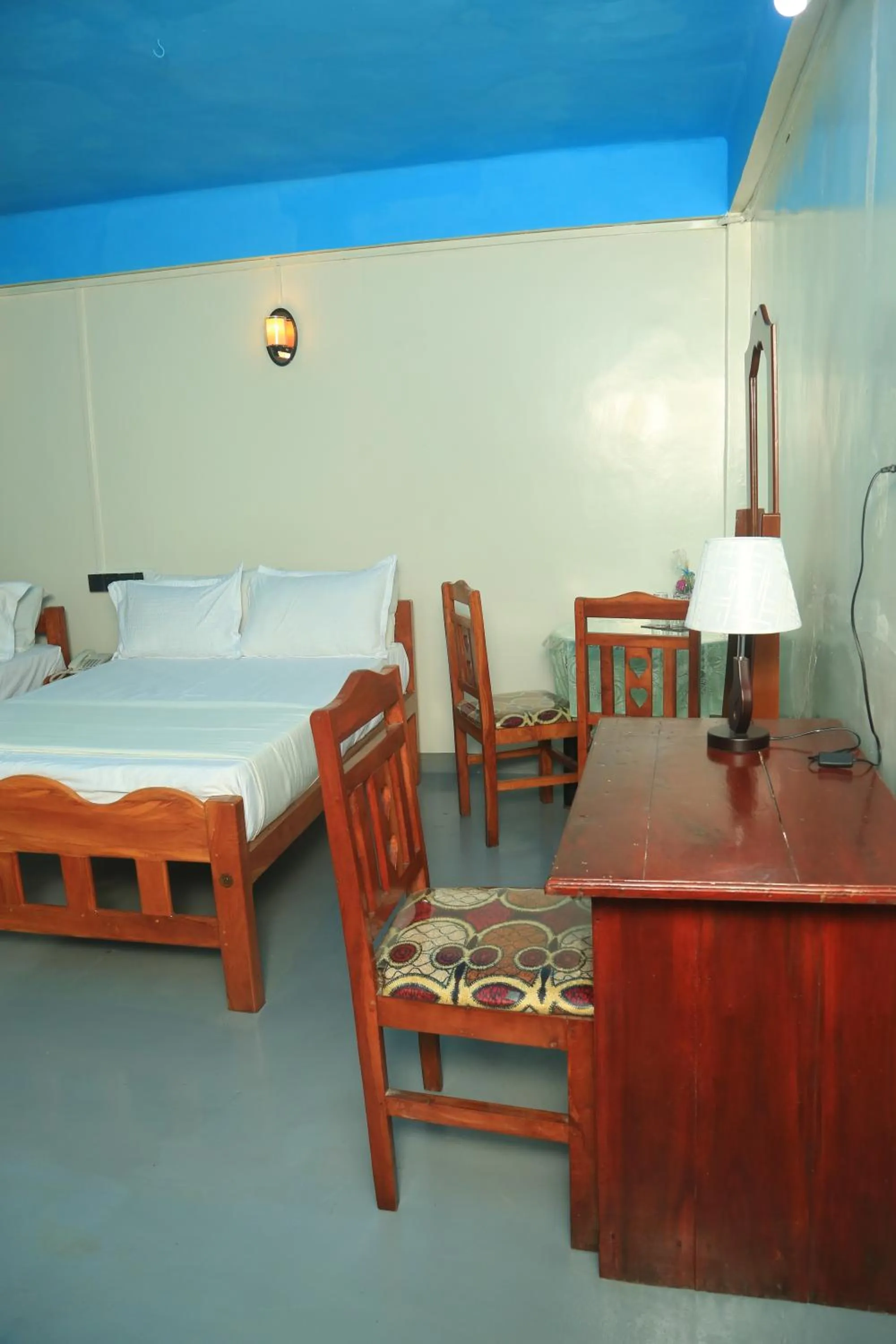 Bed in AKR Hotel Kilinochchi