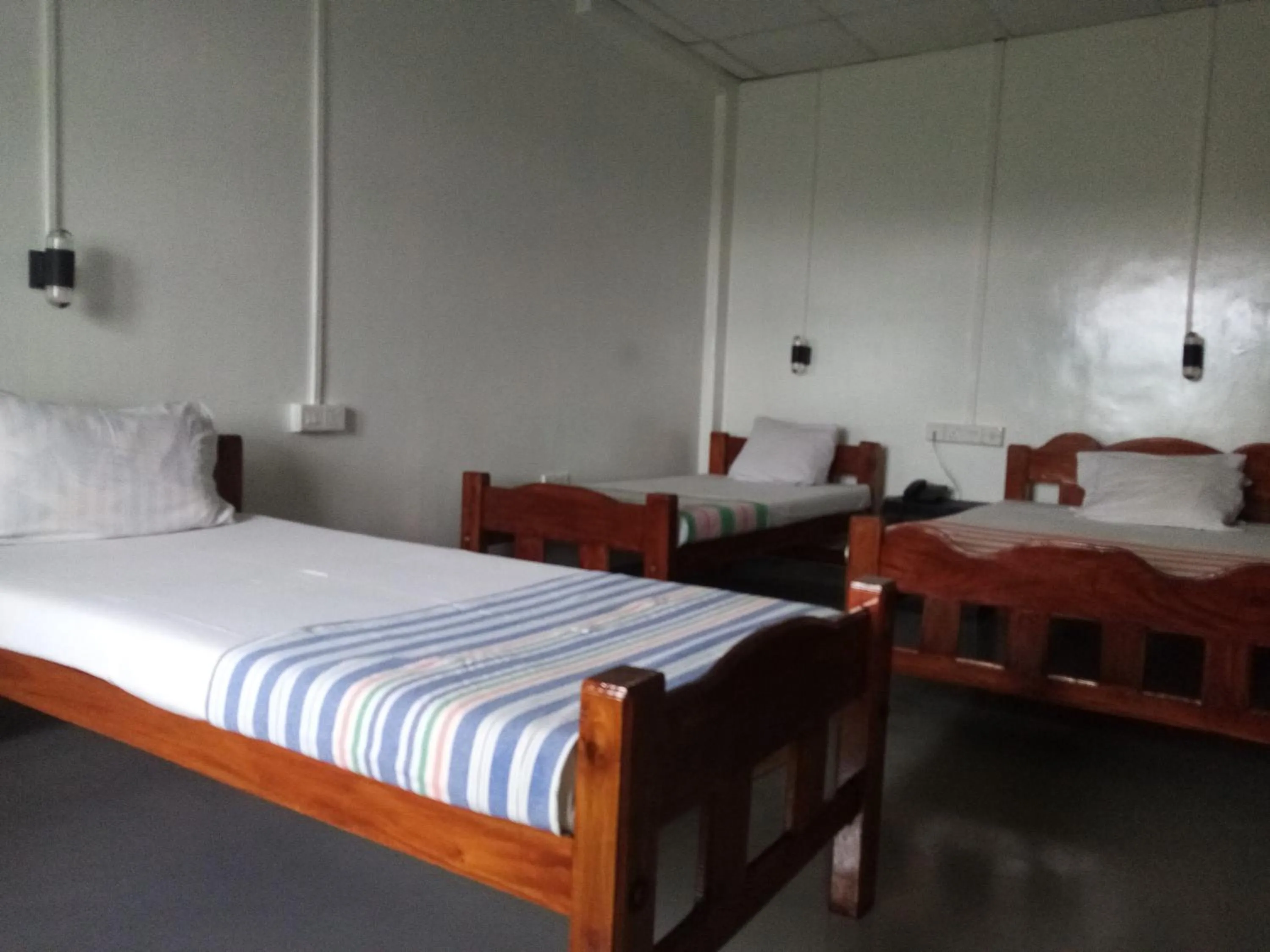 Bed in AKR Hotel Kilinochchi