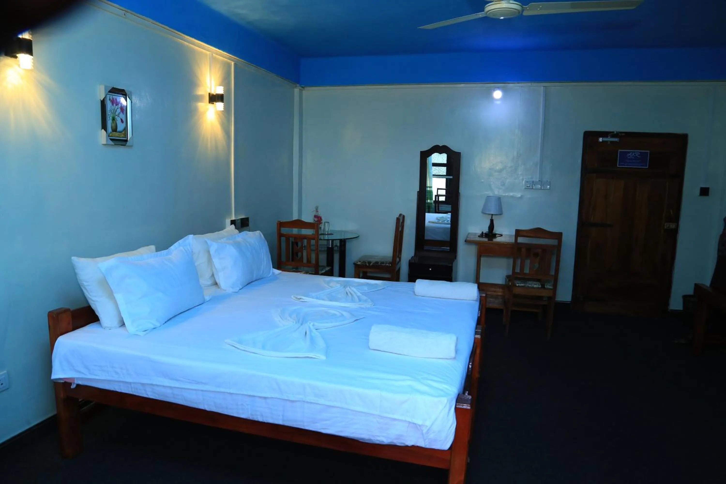 Bed in AKR Hotel Kilinochchi