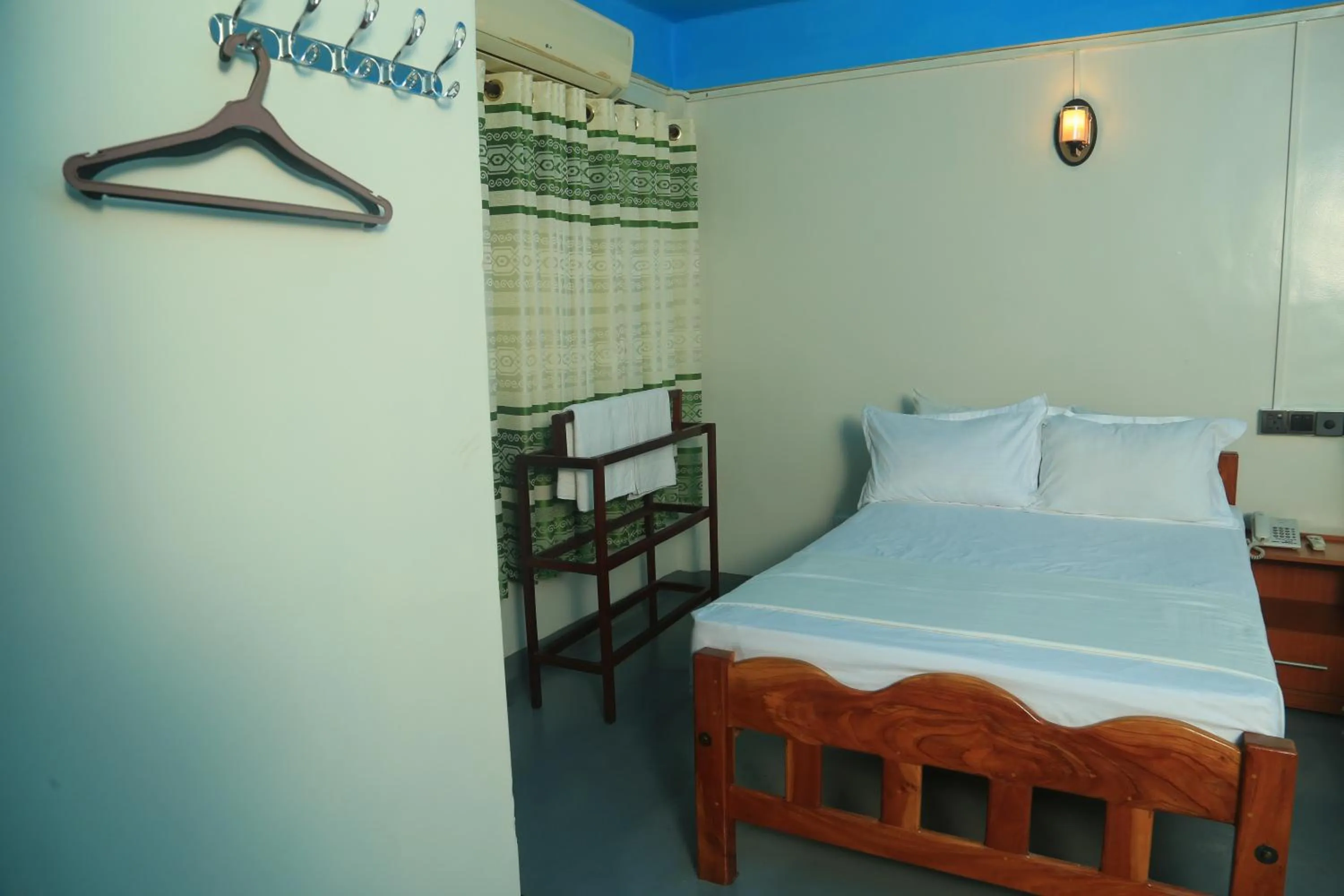Bed in AKR Hotel Kilinochchi